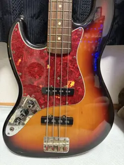 GUITAR VINTAGE 4-STRING