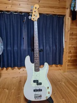 PRECISIONBASS CUSTOM-MADE
