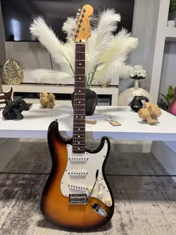 VINTAGE 1996 FENDER STANDARD STRATOCASTER MEXICO!!