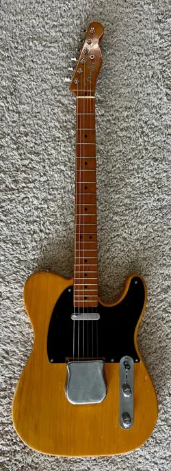 2000 FENDER AMERICAN VINTAGE '52 REISSUE TELECASTER, MAPLE NECK, HARDSHELL CASE