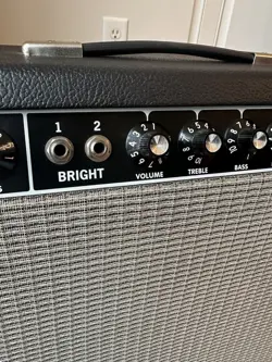DELUXE REVERB HAND-WIRED
