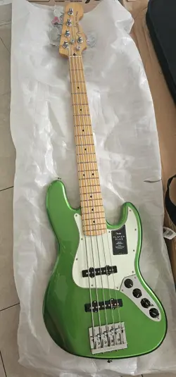 NEW FENDER PLAYER PLUS JAZZ BASS V MAPLE COSMIC JADE ELECTRIC GUITAR