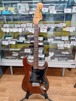 STRATOCASTER 70 ELECTRIC