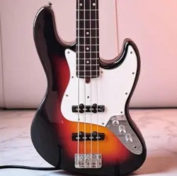 BACCHUS BJB JAZZ BASS FENDER HEAD