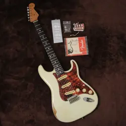 60S STRATOCASTER2