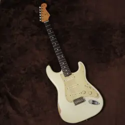 60S STRATOCASTER1
