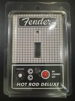 NIB FENDER HOT