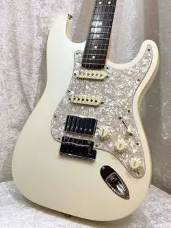 FENDER JAPAN MADE IN JAPAN MODERN STRATOCASTER USED ALDER W/GIG CASE