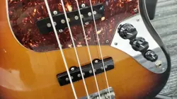 FENDER AMERICAN VINTAGE 62 JAZZ BASS ELECTRIC BASS USED