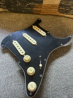 PICKGUARD PICKUPS AND