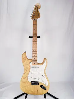 2002 FENDER CLASSIC SERIES STRATOCASTER NATURAL (PB1028748)