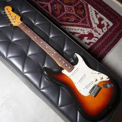 STRATOCASTER 1987 SUNBURST