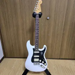 GUITAR FENDER PLAYERII