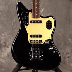 FENDER JAPAN TRADITIONAL 60S JAGUAR BLACK W/ANODIZED PGBUZZ STOP BAR