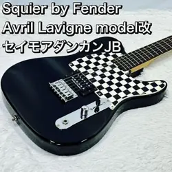 SQUIER BY FENDER AVRIL LAVIGNE MODEL  JB