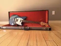 “COMPETITION BURGUNDY”