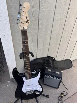 FRONTMAN 10GAMPBLACK