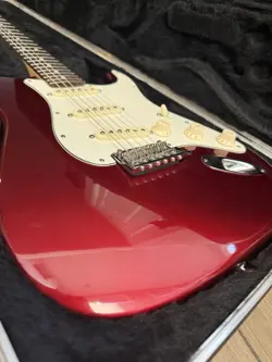 W/ ROSEWOOD FRETBOARD