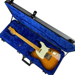 TELECASTER W/ CASE