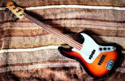 ELECTRIC BASS GUITAR FENDER PLAYER JAZZ BASS FRETLESS 3TS SUNBURST