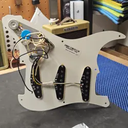 PICKGUARD VINTAGE 1-PLY