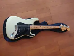 STRATOCASTER 1979 FENDER