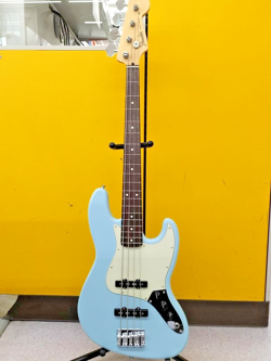 FENDER MADE IN JAPAN JUNIOR COLLECTION STRATOCASTER SATIN DAPHNE BLUE GUITAR