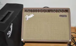 FENDER ACOUSTASONIC JUNIOR PR 569 2 CHANNEL GUITAR AMP MINT