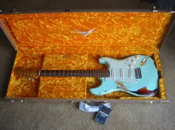 FENDER CUSTOM SHOP 1962 HEAVY RELIC STRATOCASTER