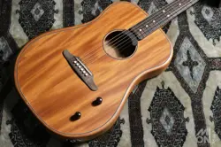 SERIES DREADNOUGHT ALL-MAHOGANY
