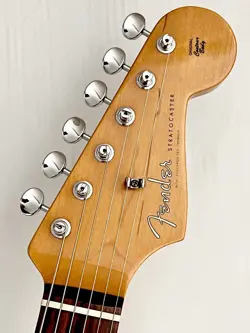 60S STRATOCASTER 3TONE