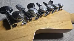 SQUIER II STRATOCASTER