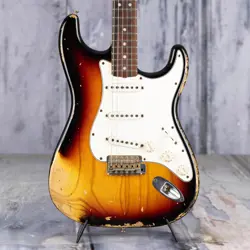 USED 2008 FENDER CUSTOM SHOP 1968 STRATOCASTER HEAVY RELIC, 3-TONE SUNBURST
