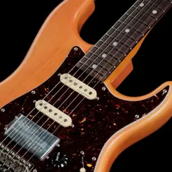 COMA STRATOCASTER RED