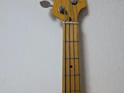 SUNBURST 4-STRING ELECTRIC