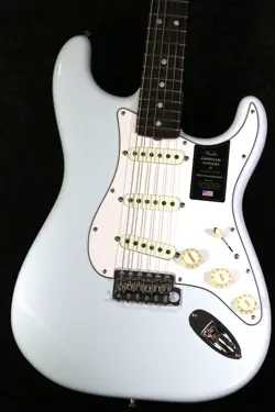 FENDER AMERICAN VINTAGE II 1965 STRATOCASTER SONIC BLUE #V2552628 3.63KG