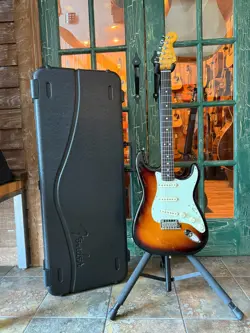 ANNIVERSARY STRATOCASTER 2TS