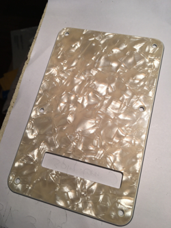 GENUINE FENDER STRAT WHITE PEARL PEARLOID 4 PLY VIBRATO TREM SPRING COVER PLATE