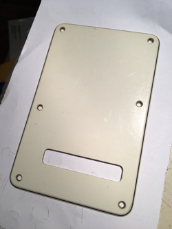 FENDER STRAT PARCHMENT