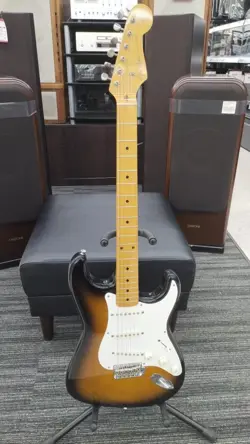 FENDER 1957 STRATOCASTER ST-57 ELECTRIC GUITAR 3.4KG SOFT CASE USED