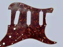 -72 FENDER STRATOCASTER