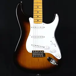 FENDER 70TH ANNIVERSARY AMERICAN VINTAGE II 1954 STRATOCASTER USED ASH