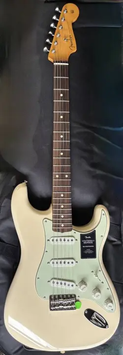 FENDER VINTERA II 60S STRATOCASTER RW OWT ELECTRIC GUITAR USED EXCELLENT