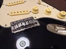 BOOST POWERHOUSE BODY MEXICO FENDER STRATOCASTER PICKUP BLACK W/MID DELUXE