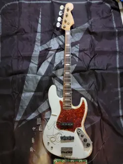 ORIGINAL 1968 FENDER JAZZ BASS PARTS