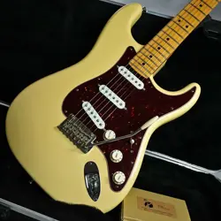 FENDER USED/
