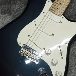 SHOP CLAPTON STRATOCASTER