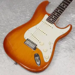 FENDER AMERICAN PERFORMER STRATOCASTER RW / HB HONEY BURST