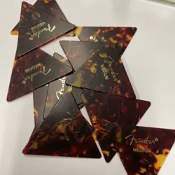 GENUINE FENDER TRIANGLE TORTOISE SHELL GUITAR PICKS - 12