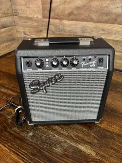 GENUINE FENDER SQUIER FRONTMAN AMPLIFIER 10G COMBO SMALL AMP USED TWICE